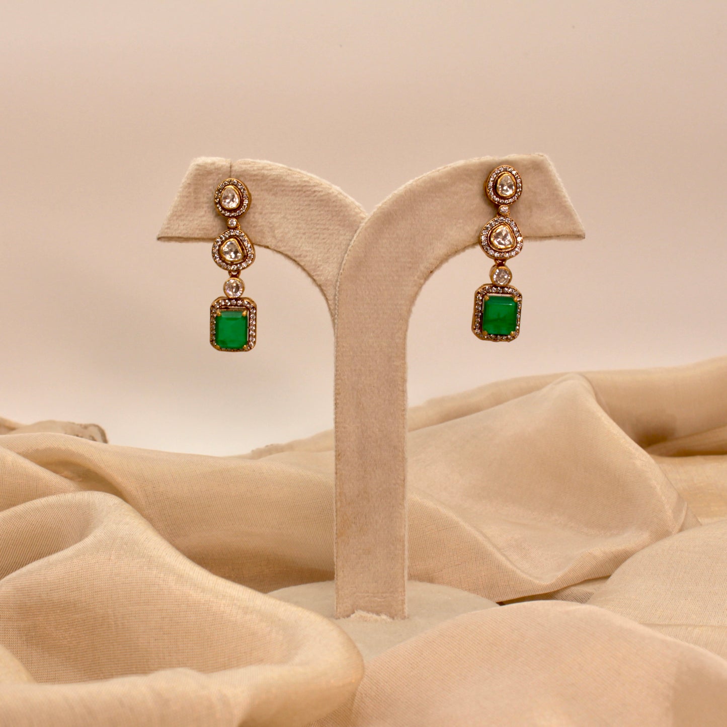 Classic Uncut Emerald Drops