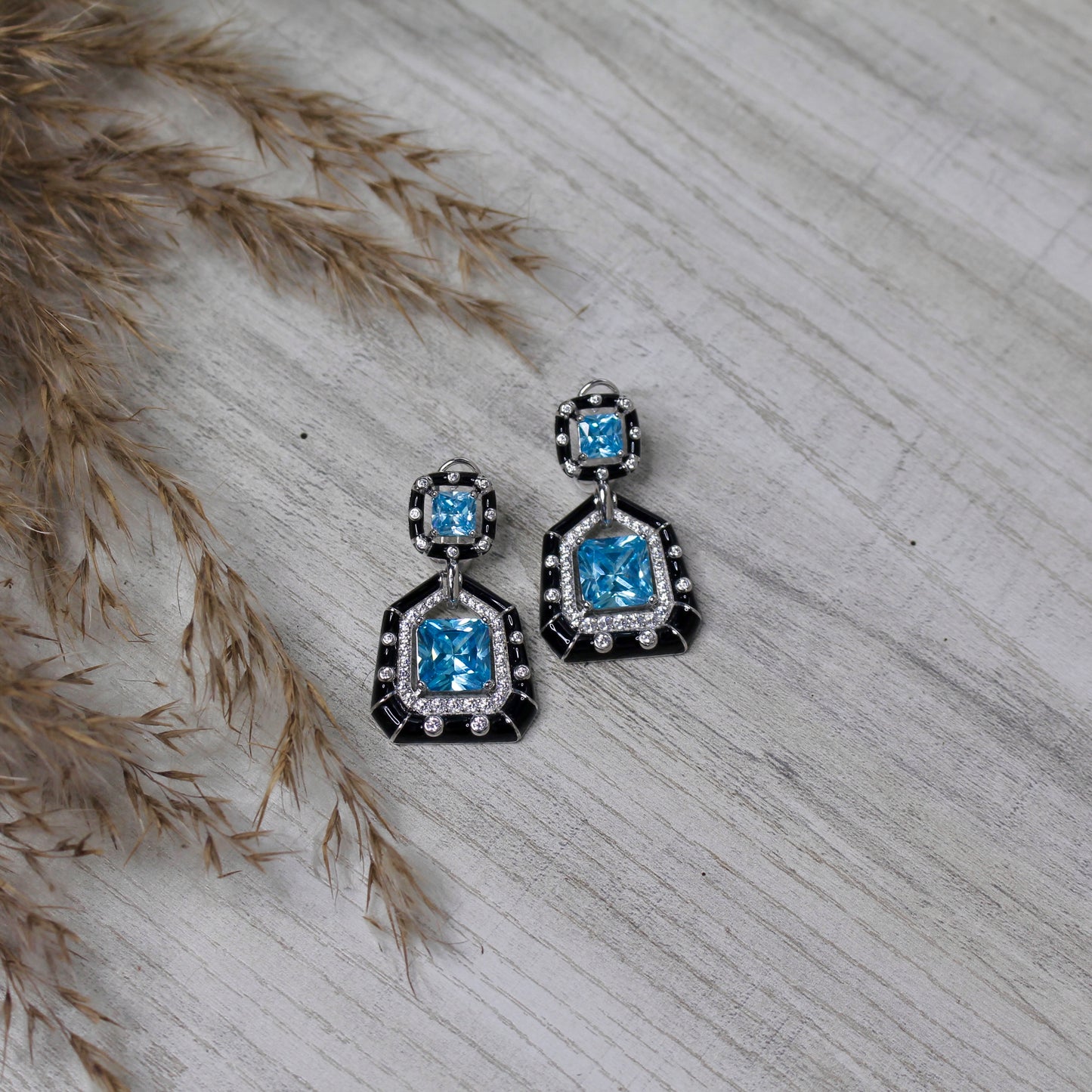 Ice Deco Silver Drops