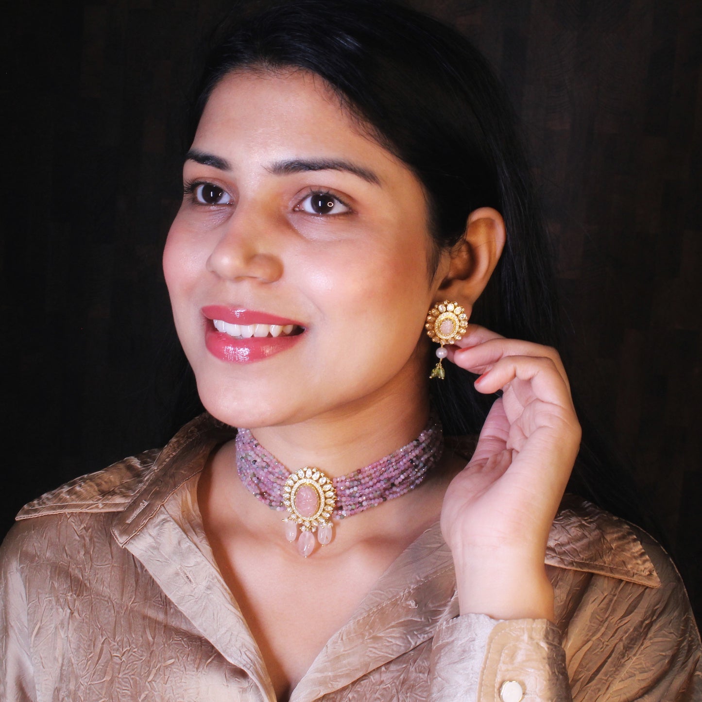 Vibrant Morganite Gemstone Choker with Uncut Polki Centerpiece