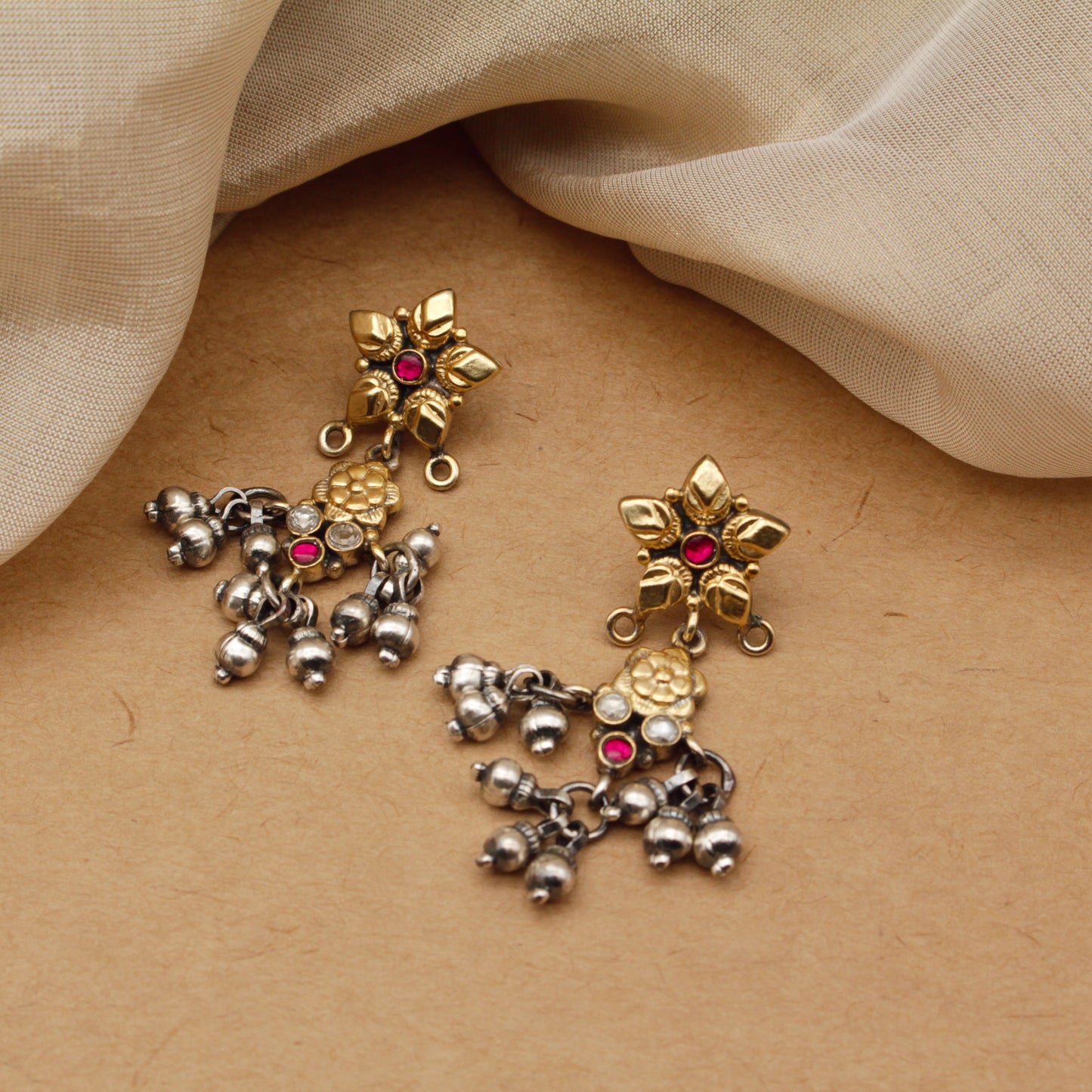 Elephant &amp; Floral Enamel Pendant Necklace Set