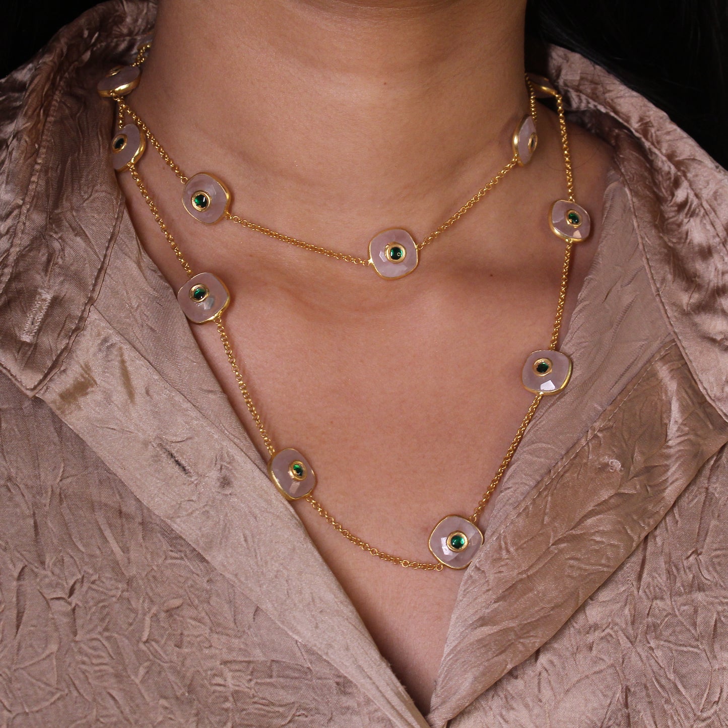 Embedded Emerald Studded Necklace