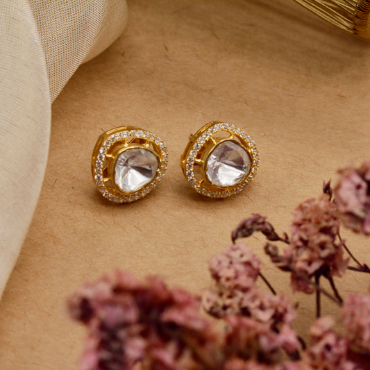 Vintage-Inspired Gold and Uncut Polki Pendant Set