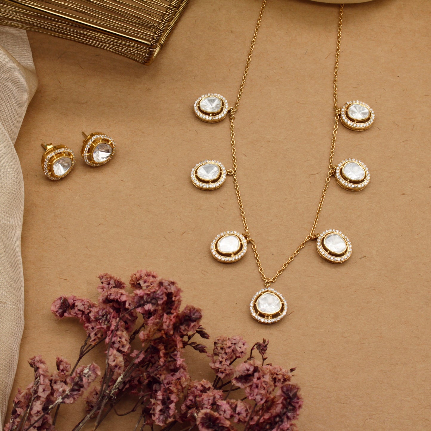 Vintage-Inspired Gold and Uncut Polki Pendant Set