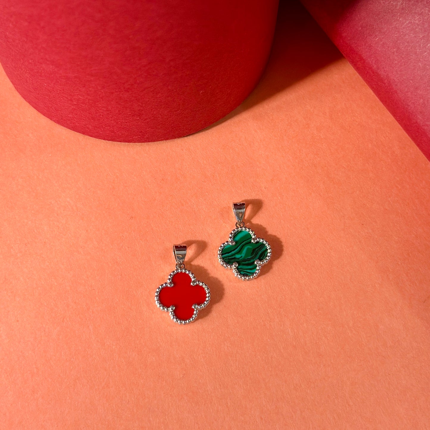Van Cleff Pendant(Red)